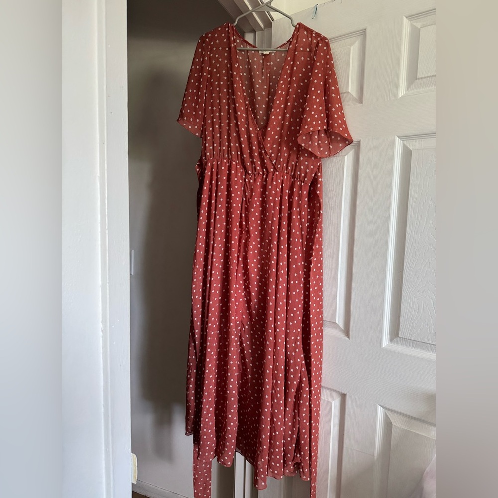 Elegant Polka Dot Dress in Red
